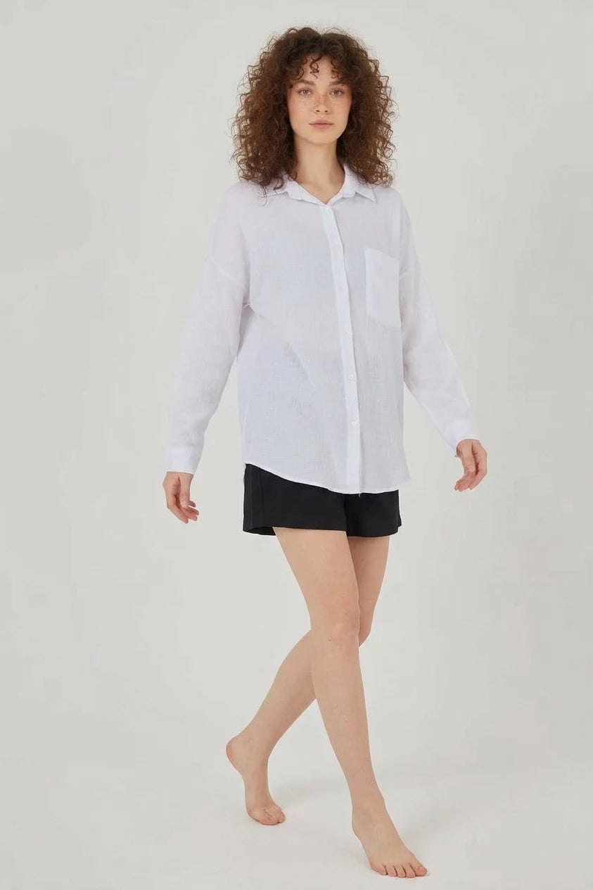 Kadın Tek Cepli Oversize Viskon Beyaz Gömlek