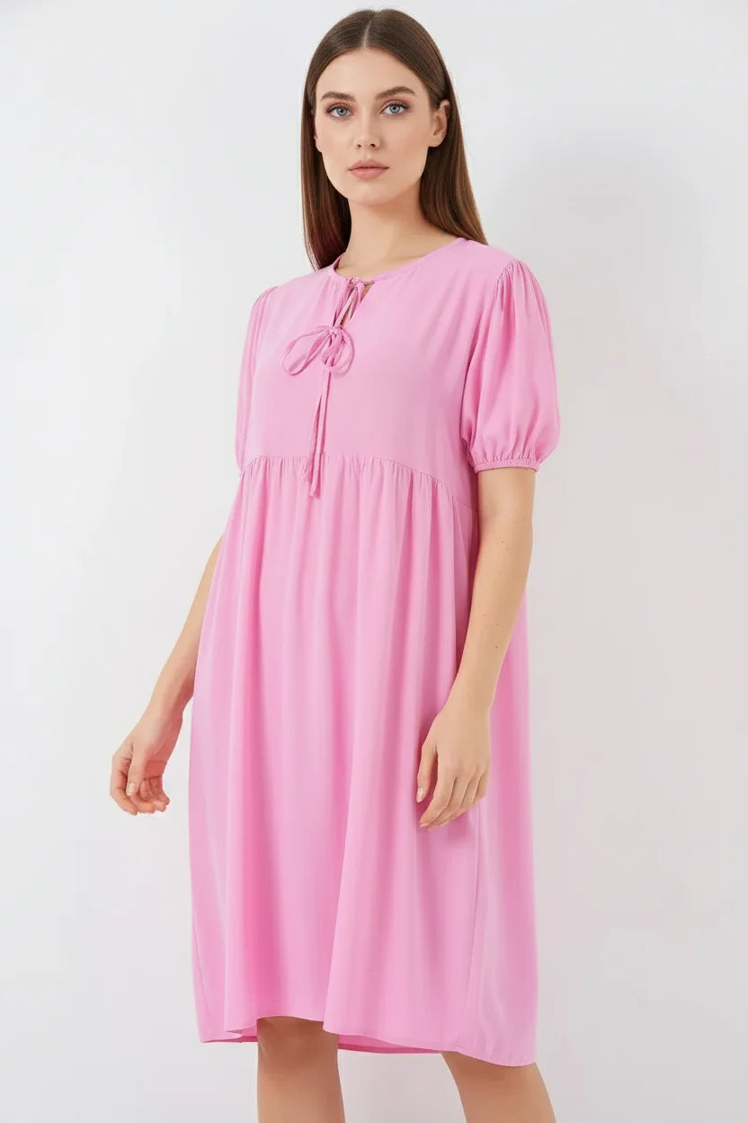 Kadın Yuvarlak Yaka Beli Büzgülü Kısa Kol Viskon Pembe Elbise