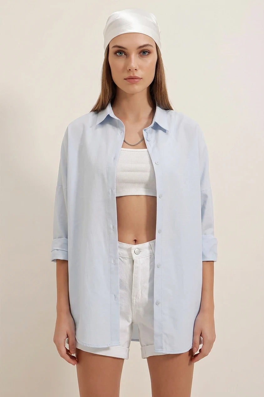 Kadın Oversize Basic Pamuklu Açık Mavi Gömlek