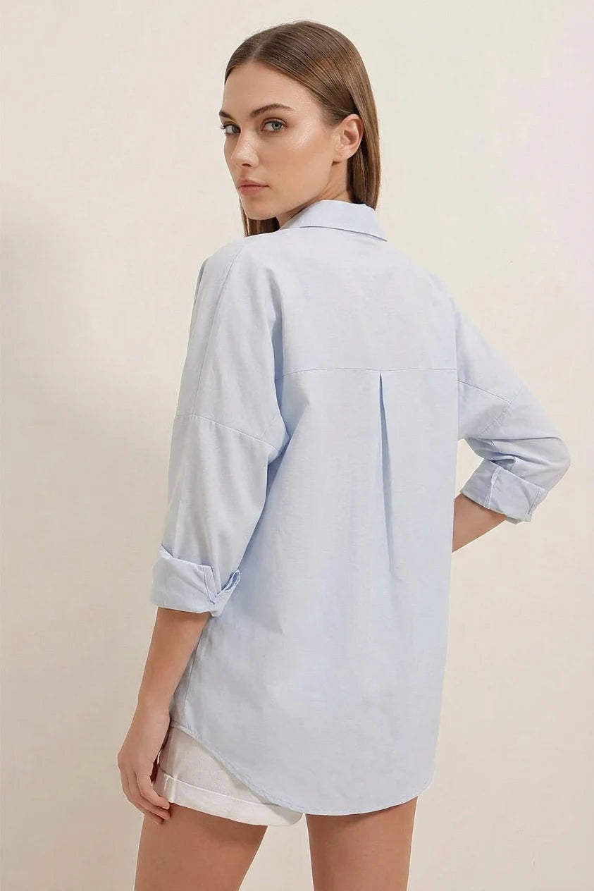 Kadın Oversize Basic Pamuklu Açık Mavi Gömlek