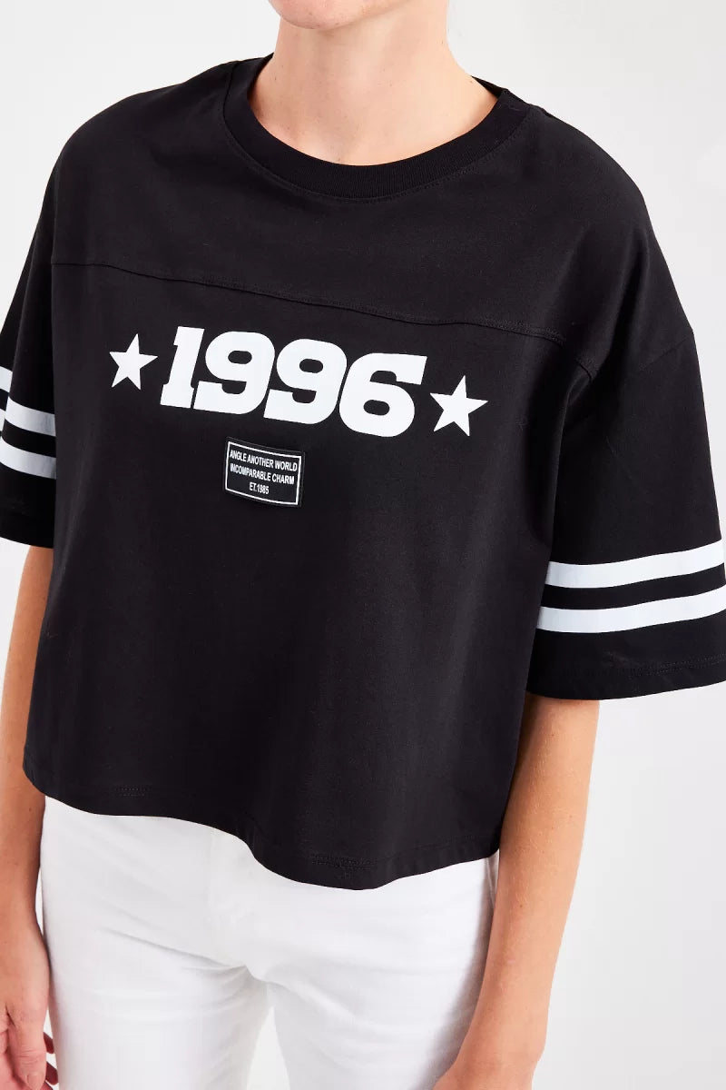 Kadın Basic Oversize Çizgili Kol Siyah Tişört