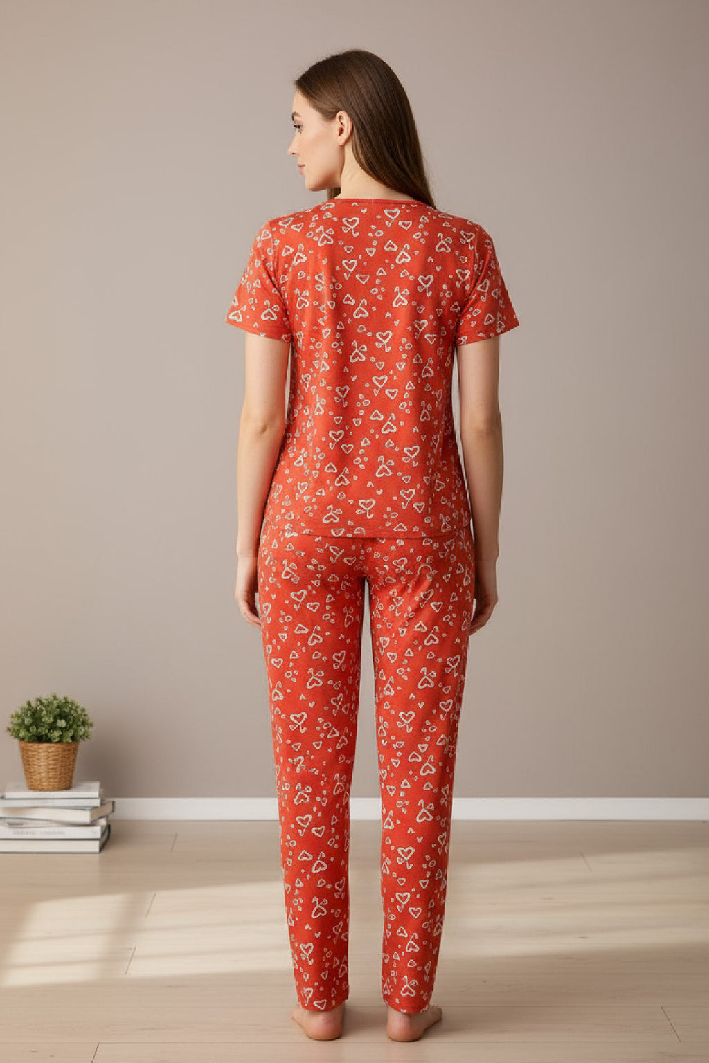Kadın Turuncu Kalp Desenli Fiyonklu Kısa Kollu Uzun Pijama Takımı
