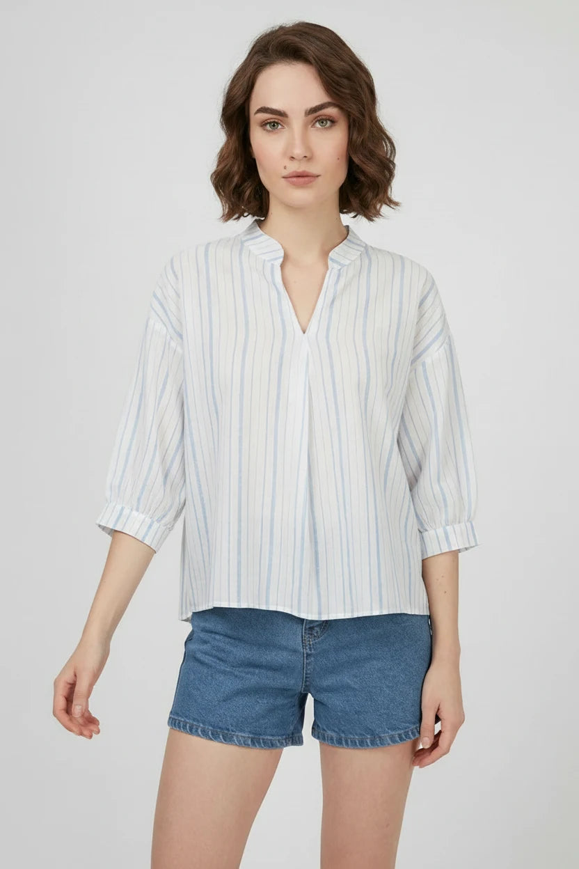 Kadın V Yaka Oversize Çizgili Viskon Açık Mavi Bluz