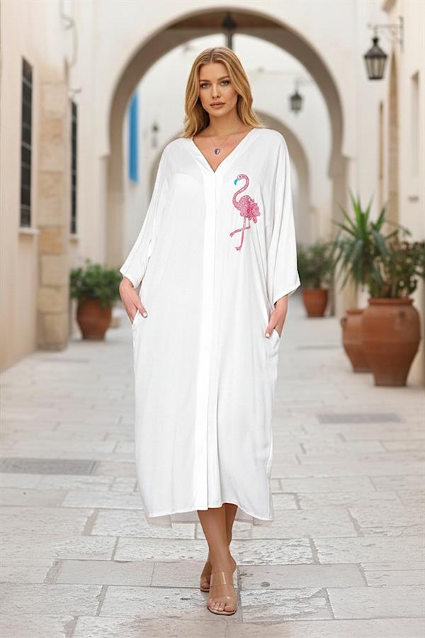 Beyaz V Yaka Önü Ve Sırtı Flamingo Nakışlı Cepli Oversize Uzun Gömlek Elbise