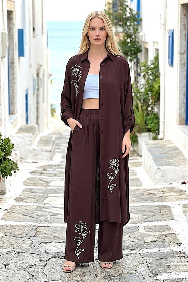 Kahverengi Çiçek Nakışlı Gömlek Elbise Pantolon Takım