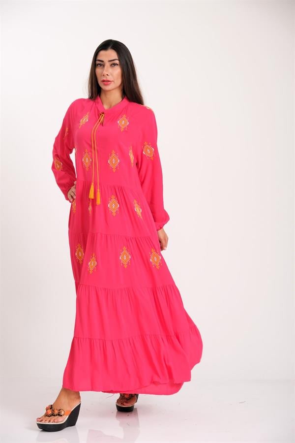 Pembe Önü Ve Kolları Otantik Nakışlı Eteği Kat Kat Uzun Elbise