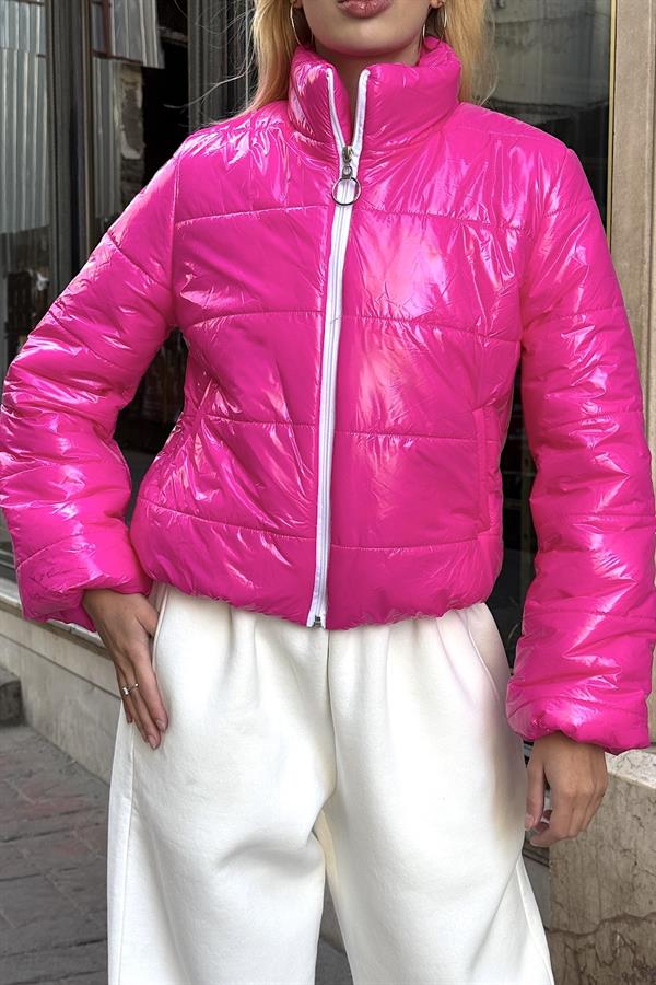 Pembe Parlak Su İtici Dik Yaka Kısa Şişme Mont