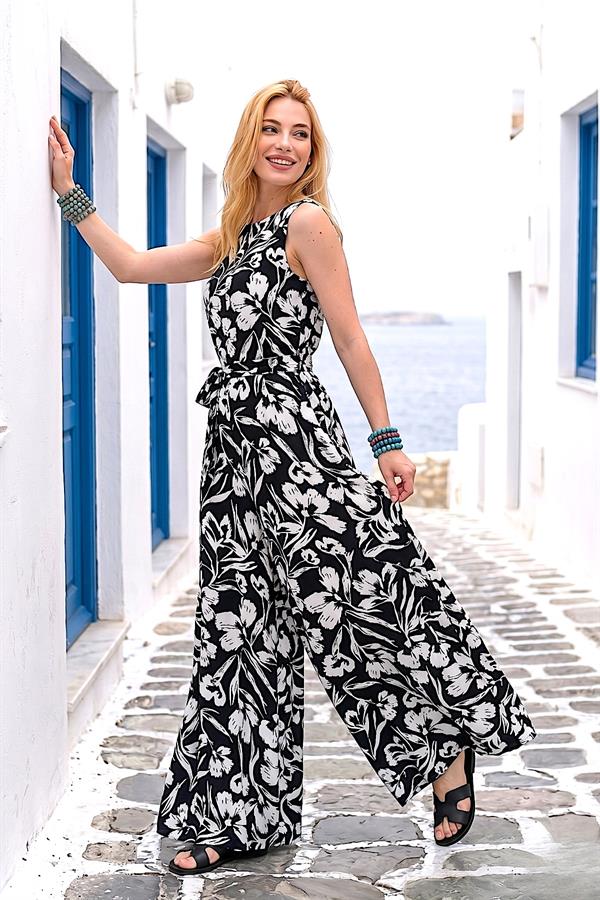 Siyah Beyaz Çiçekli Tulum