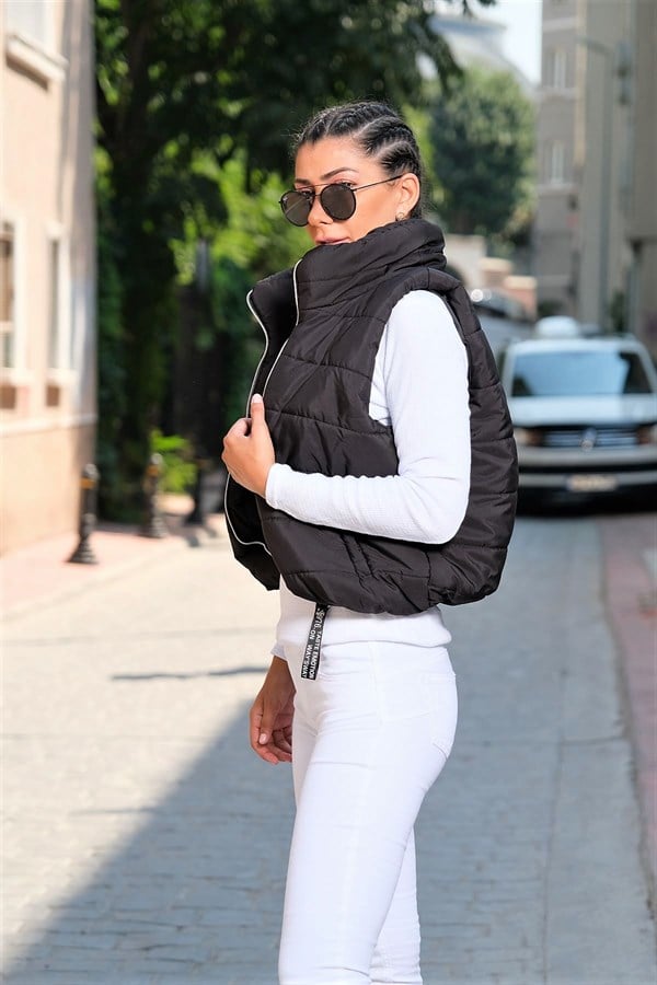 Siyah Dik Yaka Beli Lastikli Cepli Kısa Şişme Yelek