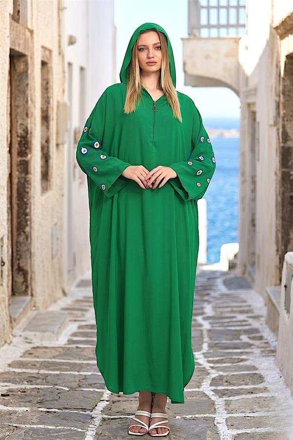 Yeşil Kapüşonlu Sırtı Ve Kolları Kabartma Baskılı Oversize Uzun Elbise